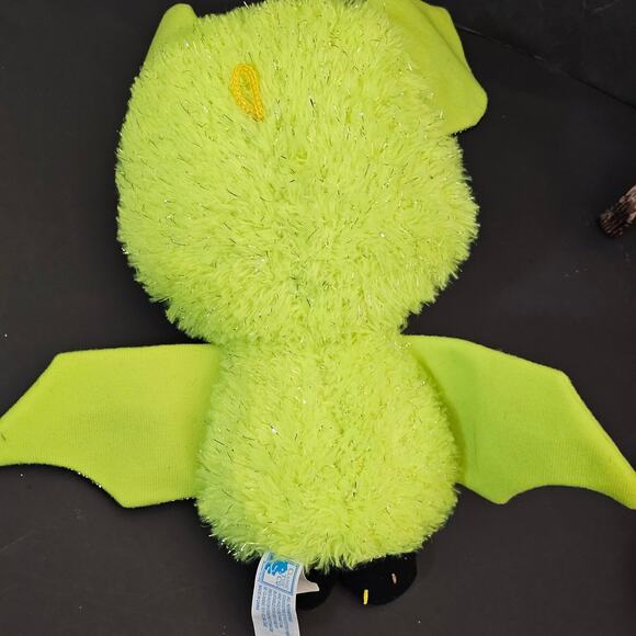Classic Toy‎ Co Plush Bat Big Eyes, Neon Green & Black, 10" Soft Cuddly Plushie - Picture 3 of 5